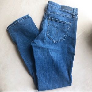 Calvin Klein Straight Leg Jeans 8 x 30” Inseam